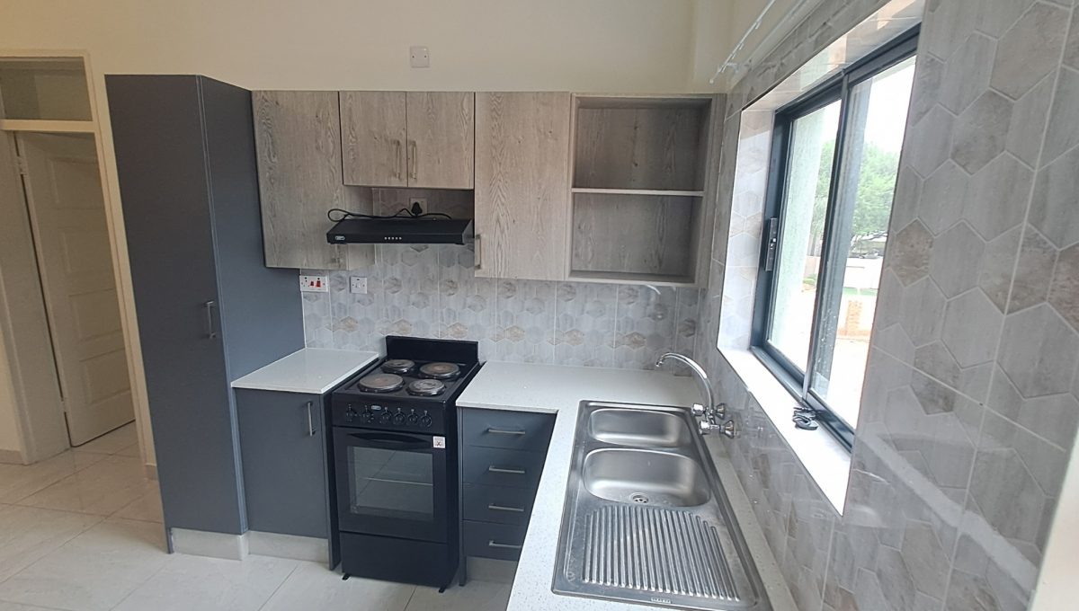 2 BEDS KITCHEN