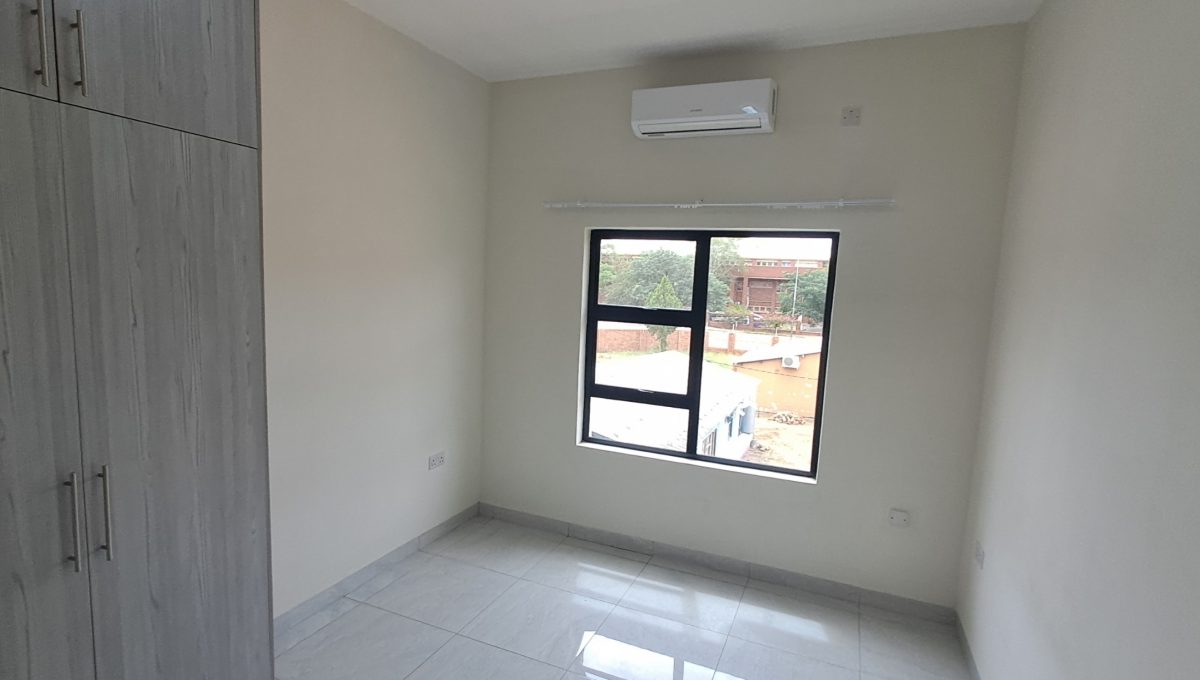 2BEDS ROOM