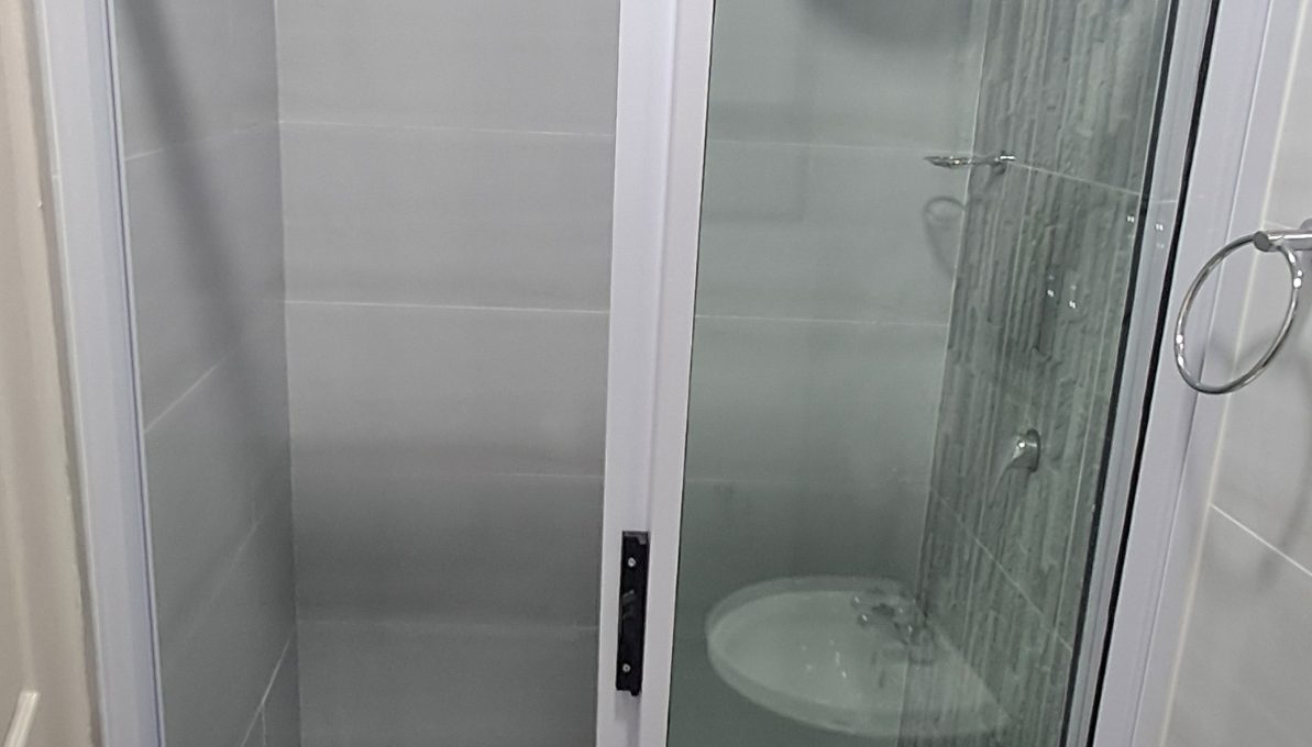 2BEDS SHOWER